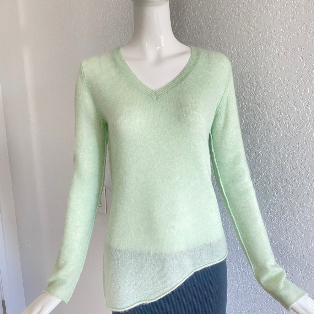 360 cashmere light green v neck asymmetrical cashmere sweater